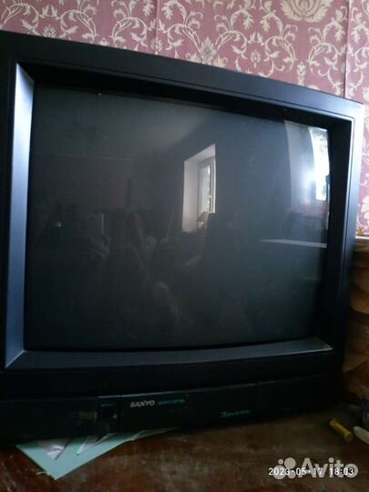Телевизор бу Sanyo