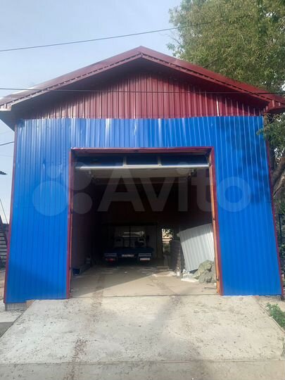 Гараж, > 30 м²