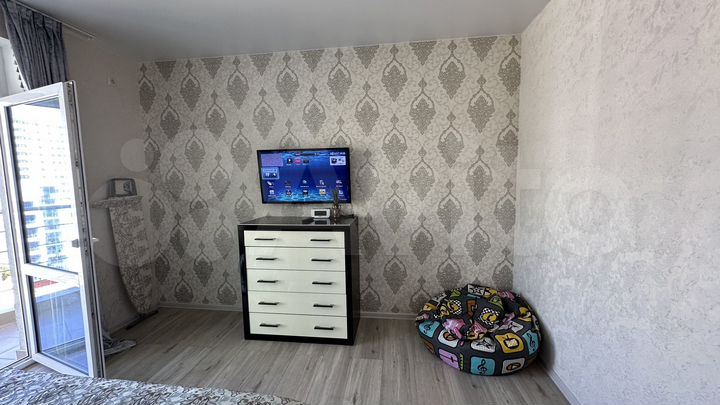 1-к. квартира, 52 м², 8/10 эт.