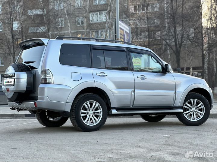 Mitsubishi Pajero 3.0 AT, 2011, 182 000 км