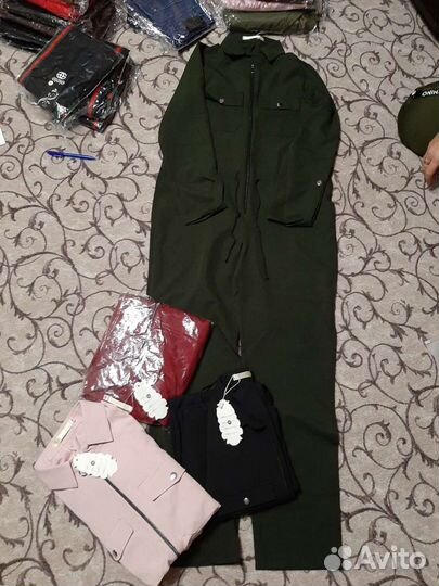 Комбинезон женский