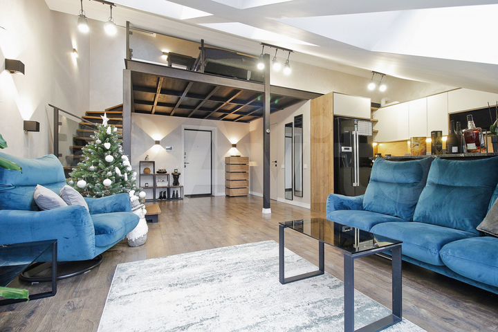 2-к. квартира, 72 м², 5/5 эт.