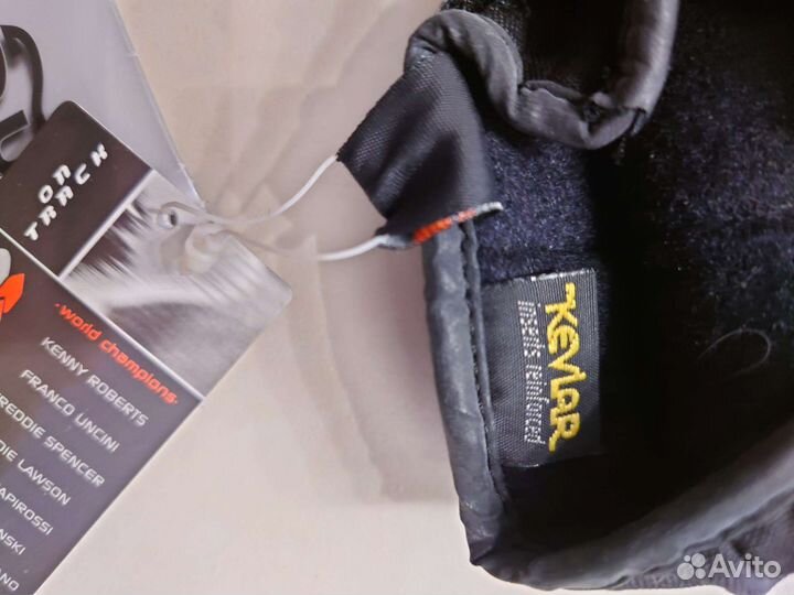 Мото перчатки Sidi H2Out. Новые, р. 7 (оригинал)