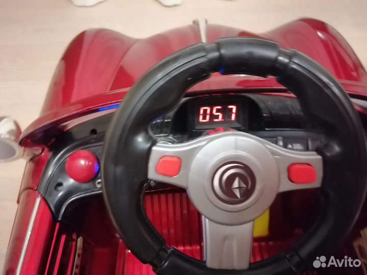 Детский электромобиль