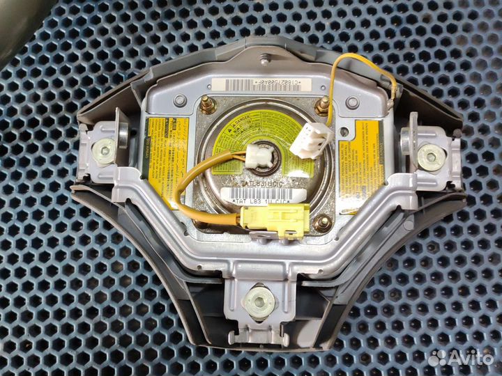 Руль Toyota Yaris Funcargo