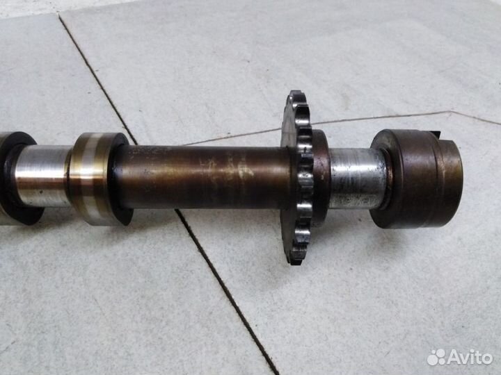 Распредвал выпускной