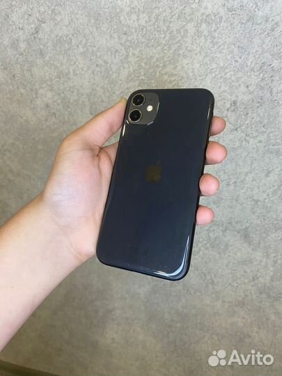 iPhone 11, 64 ГБ