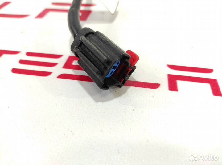 Электропроводка суппорта (ручника) Tesla Model 3