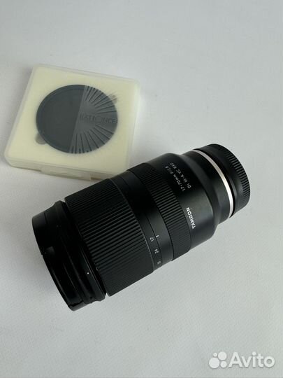 Объектив Tamron 17-70mm F/2.8 Di III-A VC RXD Sony