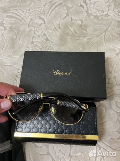 Солнцезащитные очки chopard