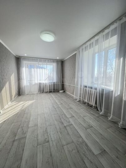 1-к. квартира, 32 м², 3/3 эт.