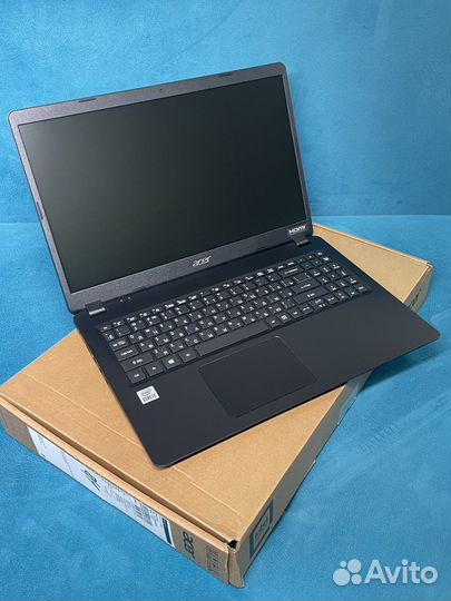 Acer EX215-52-38SC