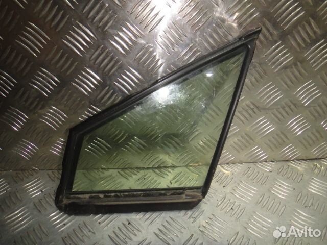 Стекло XV (11) /Impreza (11) пер L глухое на дверь