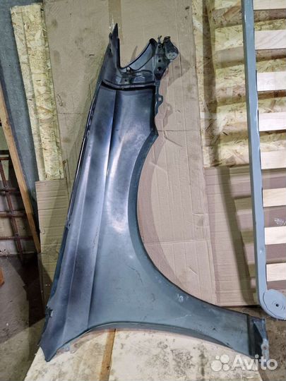 Крыло переднее левое на Subaru Legacy BL 2006-2009