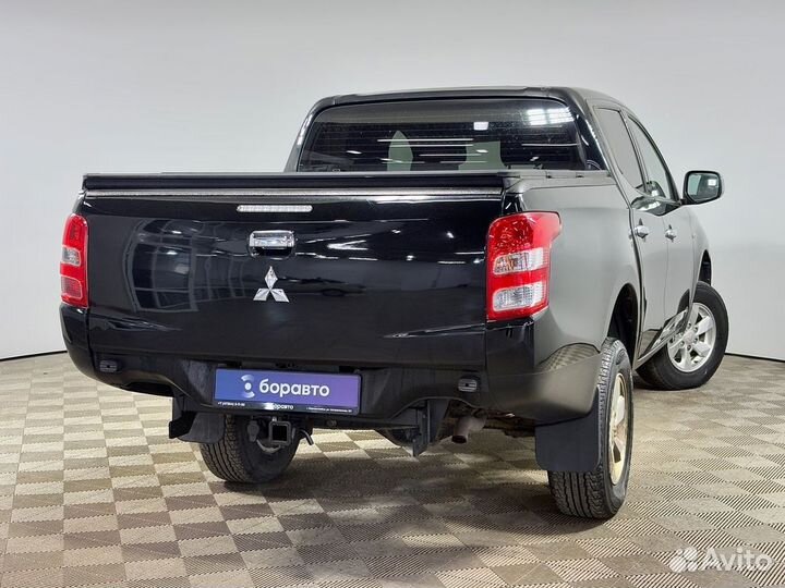 Mitsubishi L200 2.4 МТ, 2017, 203 000 км