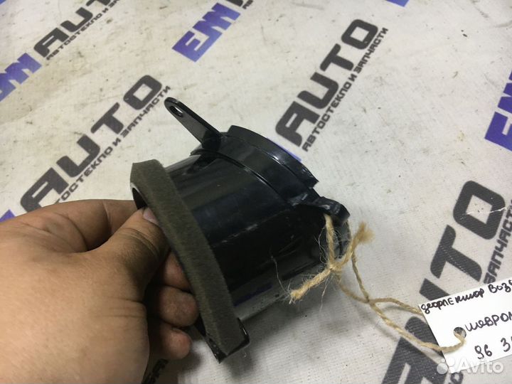 Дефлектор воздушный правый Шевроле Авео T200