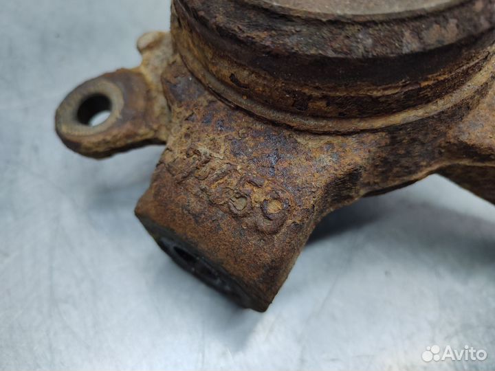 Кулак поворотный Volvo S40 (I, VS16) 1997 г.в