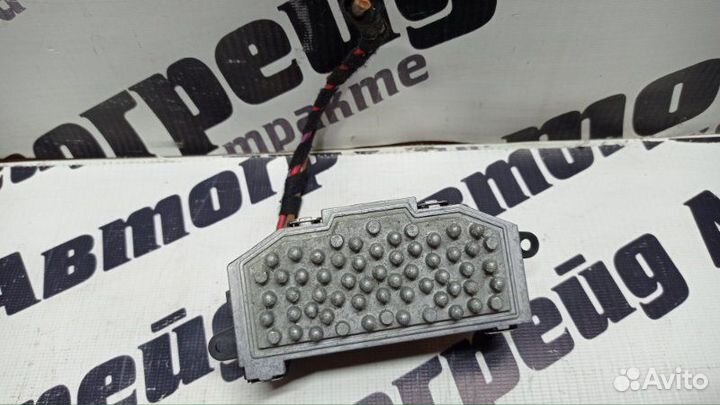 Реостат печки Audi A4 8K2 cdhb 07.06.2008