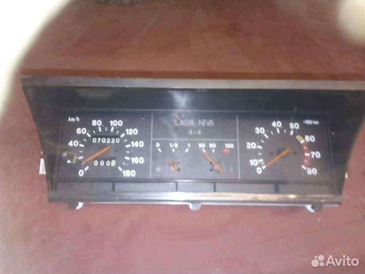 Щиток приборов