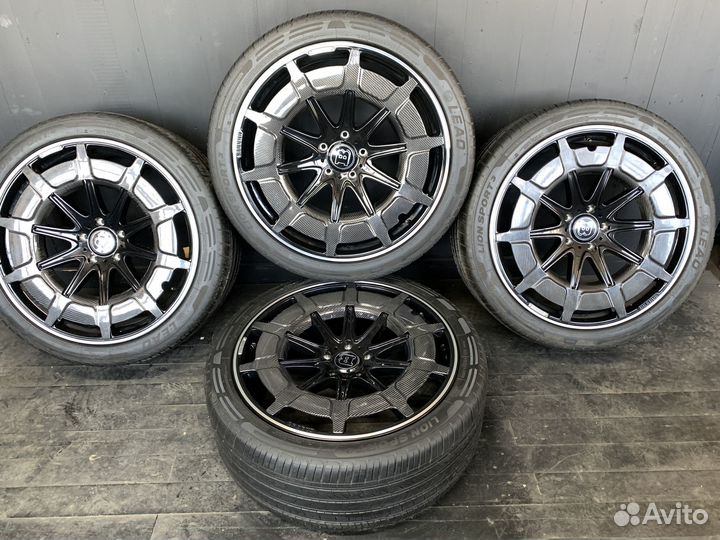 Колеса на Mercedes G-Class Brabus R24