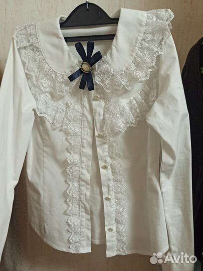 Рубашка блуза школьная нарядная в 1 класс 122-128р