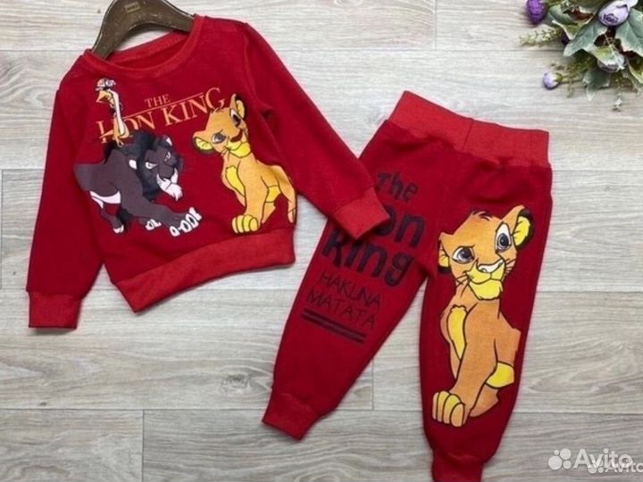 Костюм детский новый