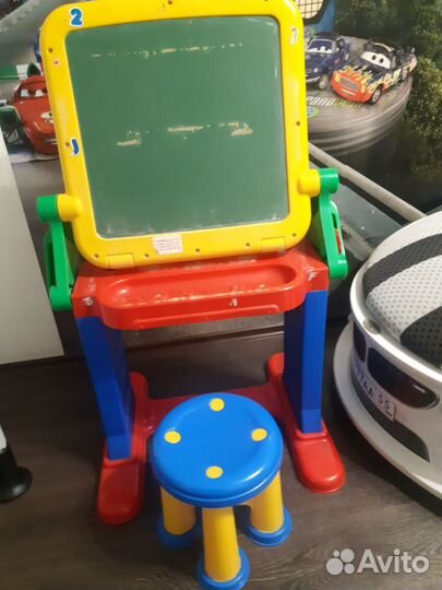 Детский стол-доска для рисования