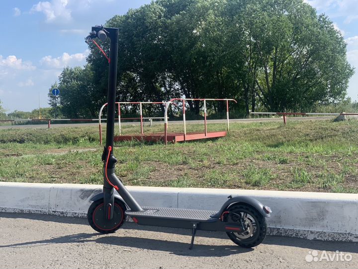 Электросамокат Aovo M365 Pro