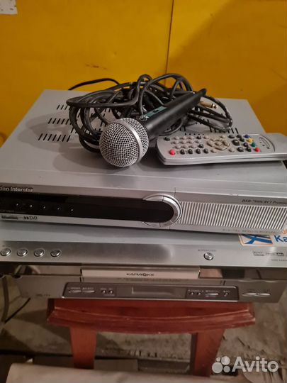 Видеомагнитофон