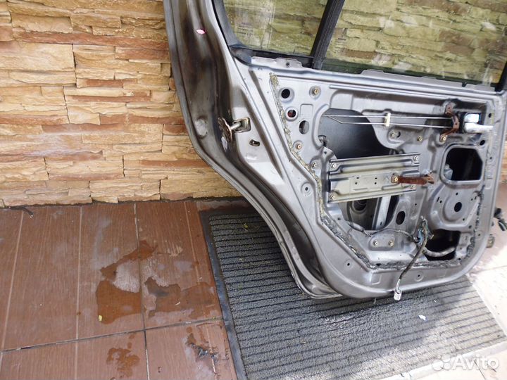 Ниссан Премьера II P11 дверь задняя лева 1996-2002