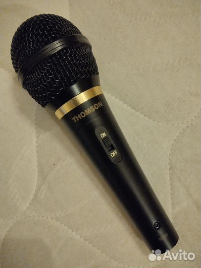 Микрофон Thomson M152
