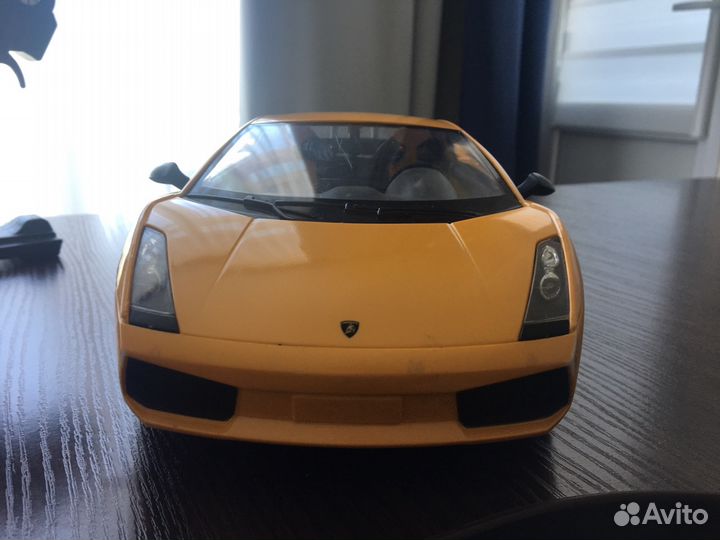 Машинка на радиоуправлении Lamborghini Gallardo Su