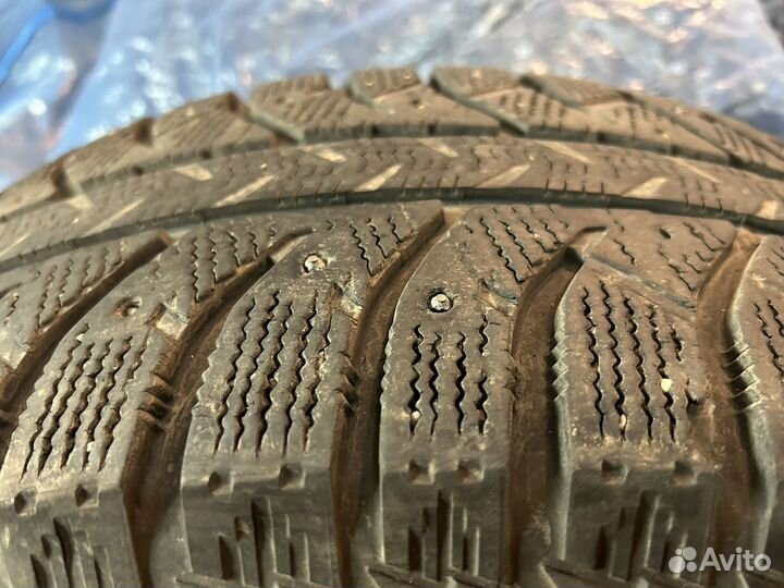 Bridgestone Ice Cruiser 7000 225/65 R17 106T