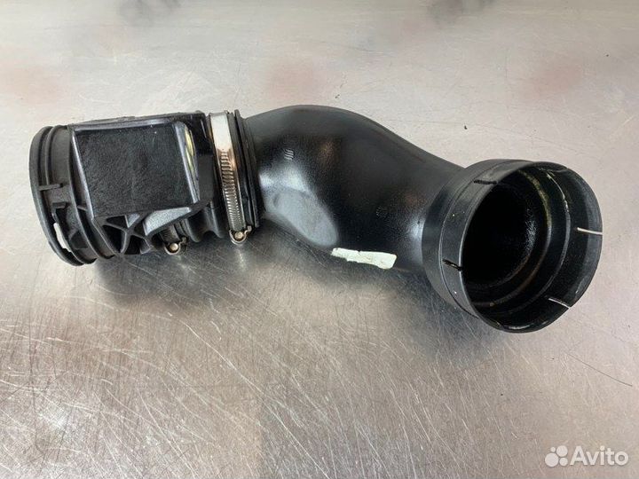 Патрубок интеркулера Mercedes C-Class W204 M271