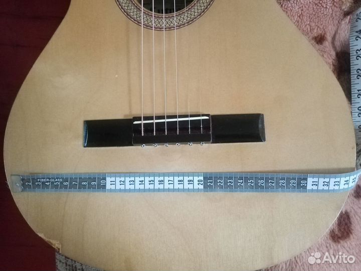 Акустическая гитара