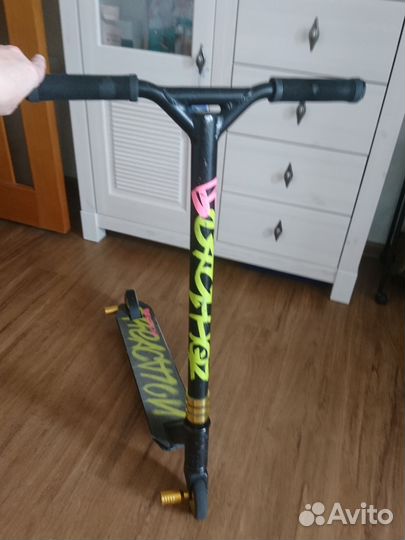 Трюковой самокат