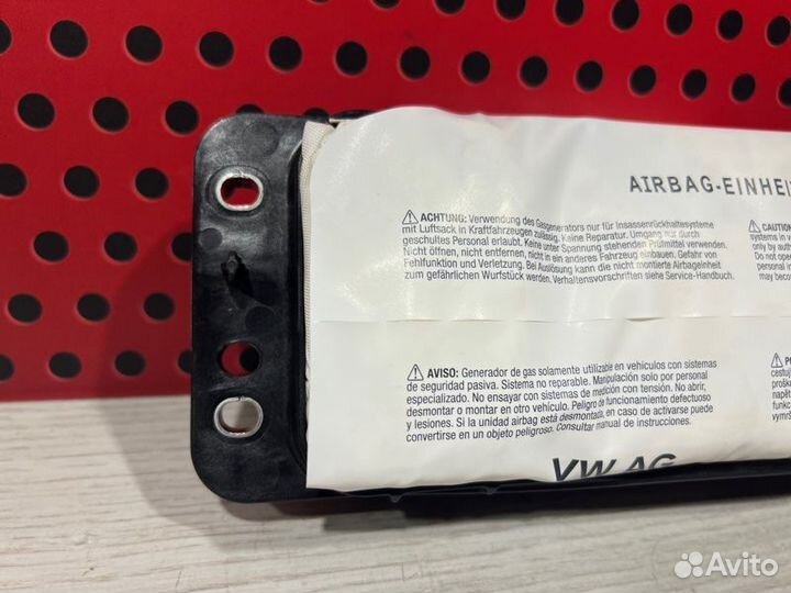 Подушка безопасности пассажира Porsche Macan 95B