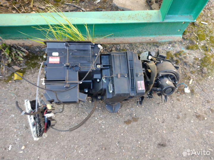 Печка кондейная в сборе Nissan Primera P11