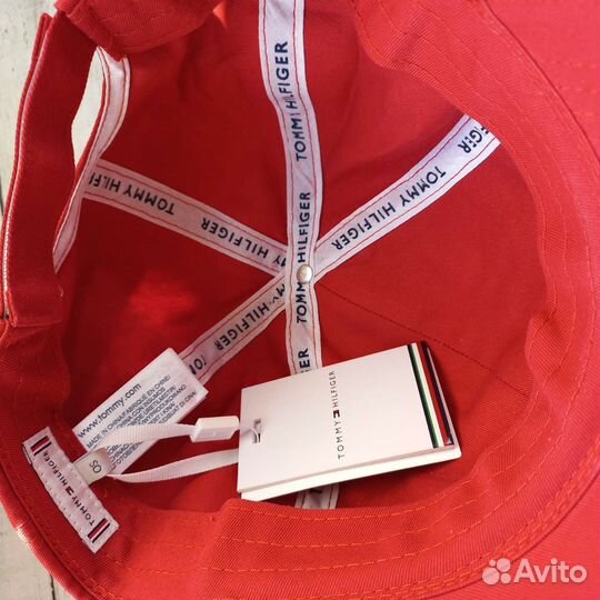 Бейсболки Tommy Hilfiger