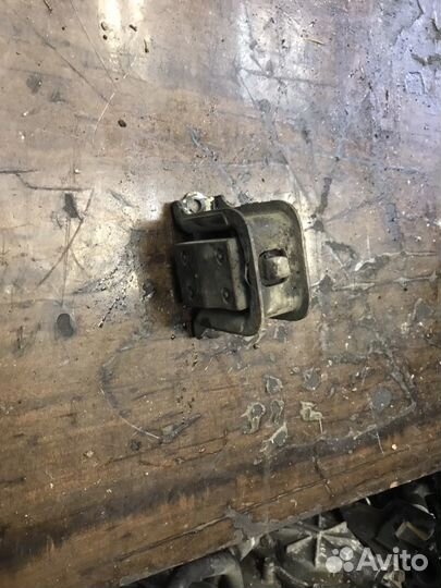 Honda Accord 7 2.4 подушка двс