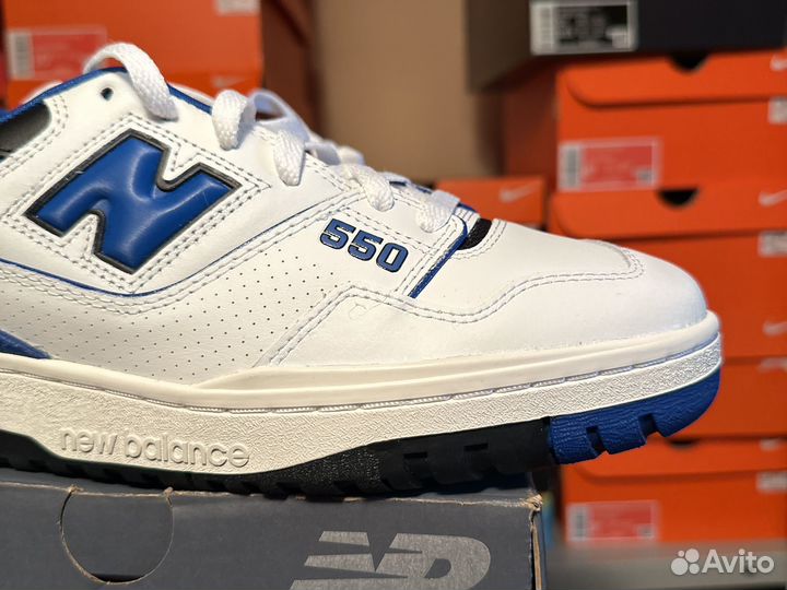 New Balance 550 