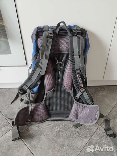 Зарезервирован Туристический рюкзак