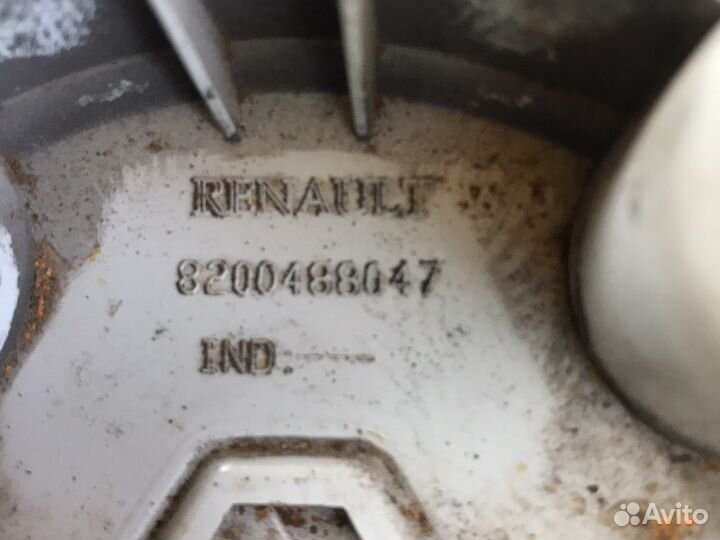 Продам колпаки renault