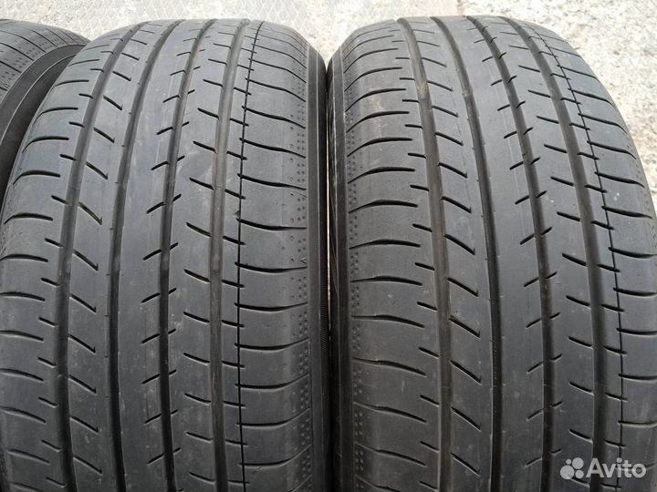 Yokohama BluEarth-GT AE-51 215/55 R17 94V