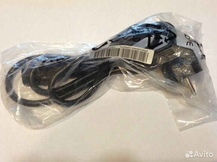 Кабель питания для компьютера и монитора в упаковк