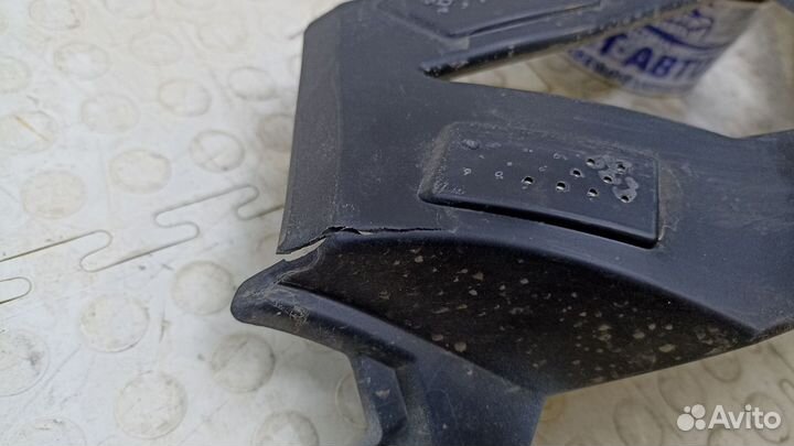 Кронштейн бампера передний левый Renault Arkana