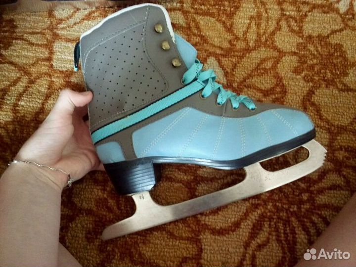 Коньки фигурные