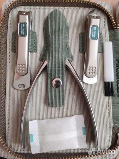 Маникюрный набор MR.green mr-8888i из 8 предметов