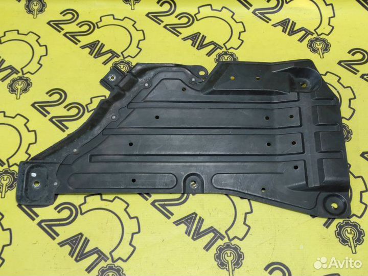 Защита днища кузова правая Infiniti Fx35 S50