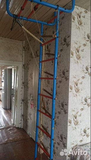 Детская шведская стенка